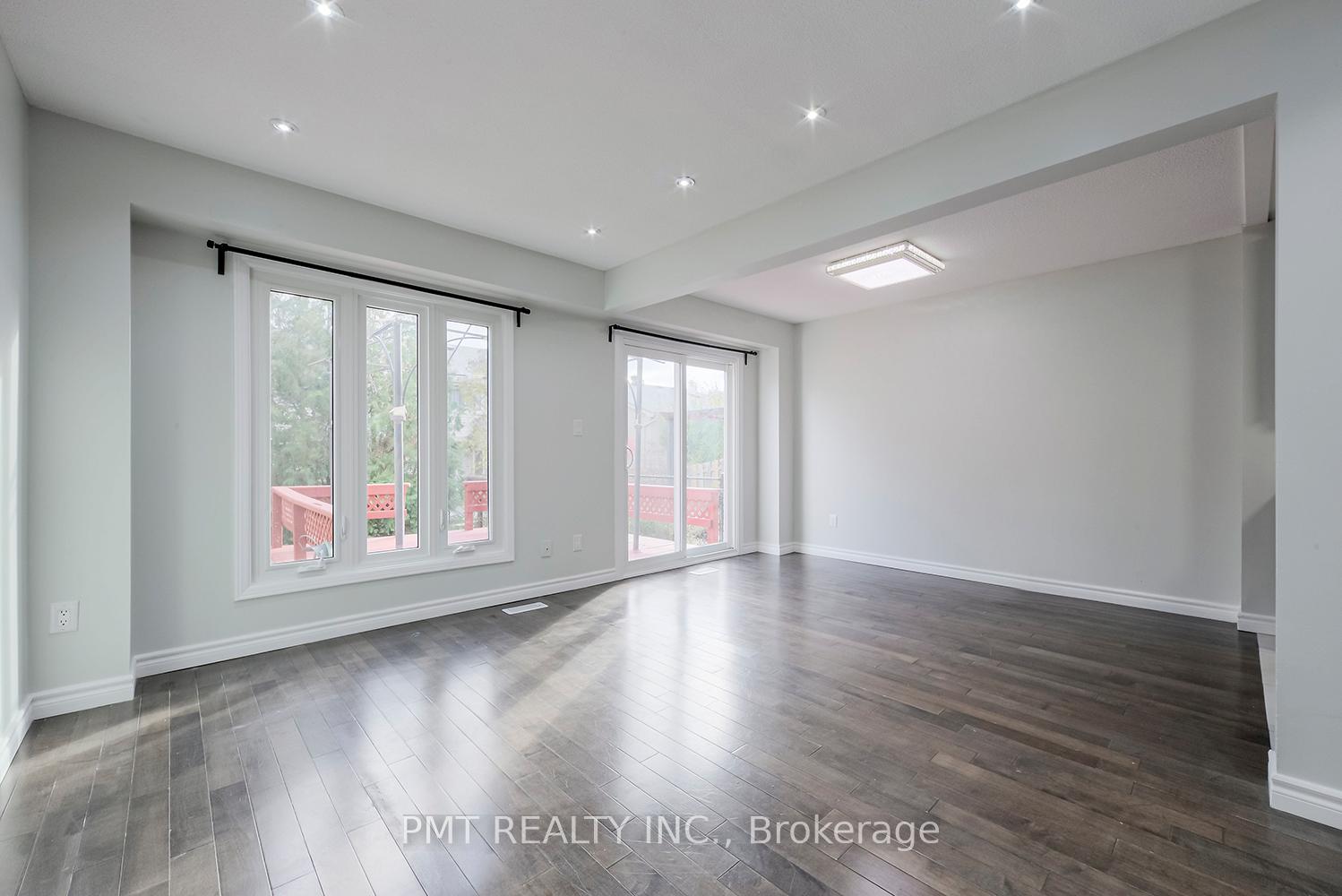 Photo 16 of 26 Granada Crescent, Scarborough, Rouge — HOMEH