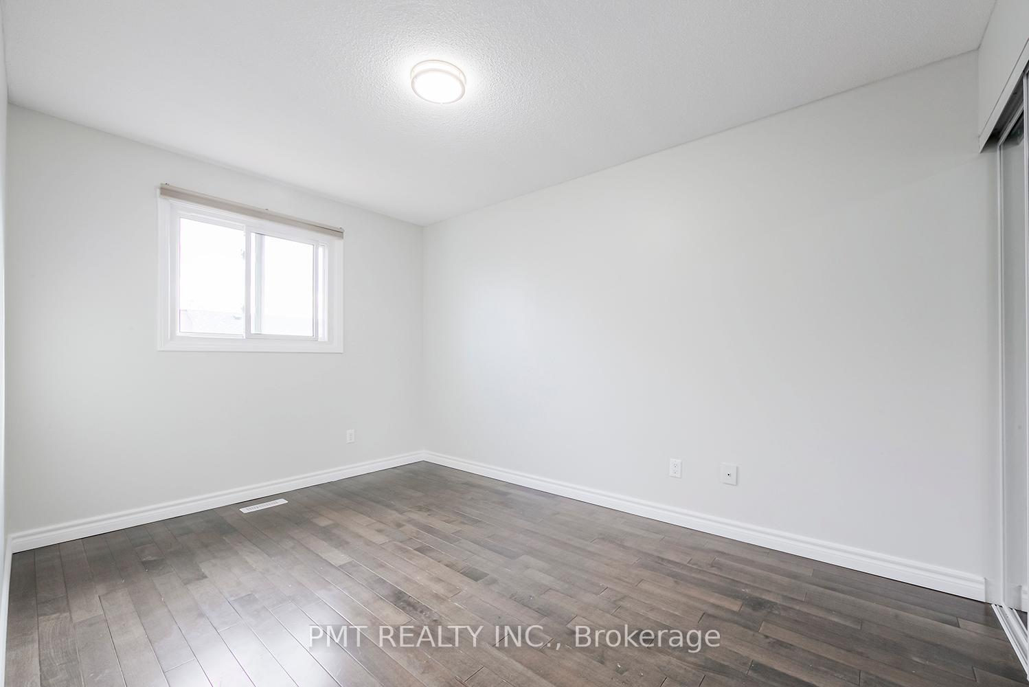 Photo 22 of 26 Granada Crescent, Scarborough, Rouge — HOMEH