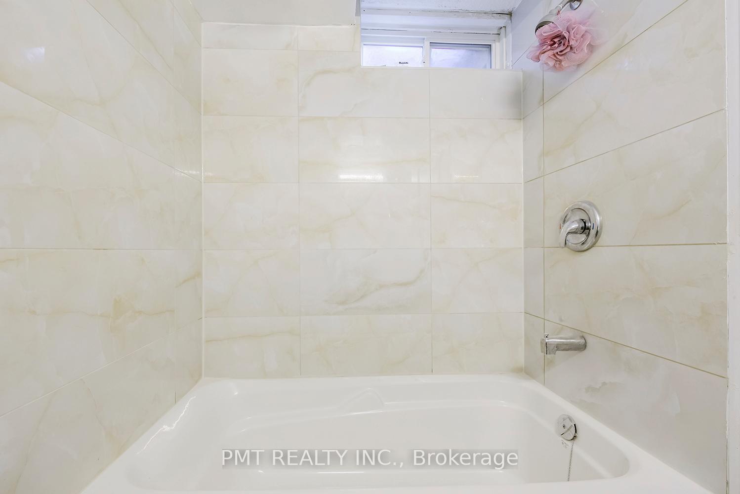Photo 33 of 26 Granada Crescent, Scarborough, Rouge — HOMEH
