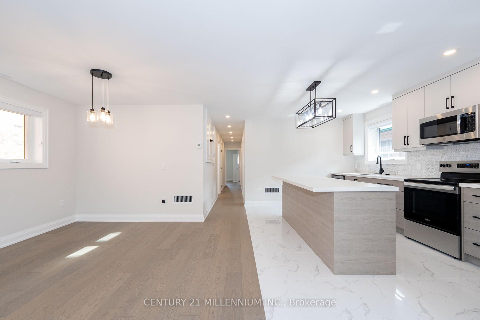 Photo 9 of Unit A, 31 Mariposa Avenue, Toronto, Rockcliffe-Smythe — HOMEH