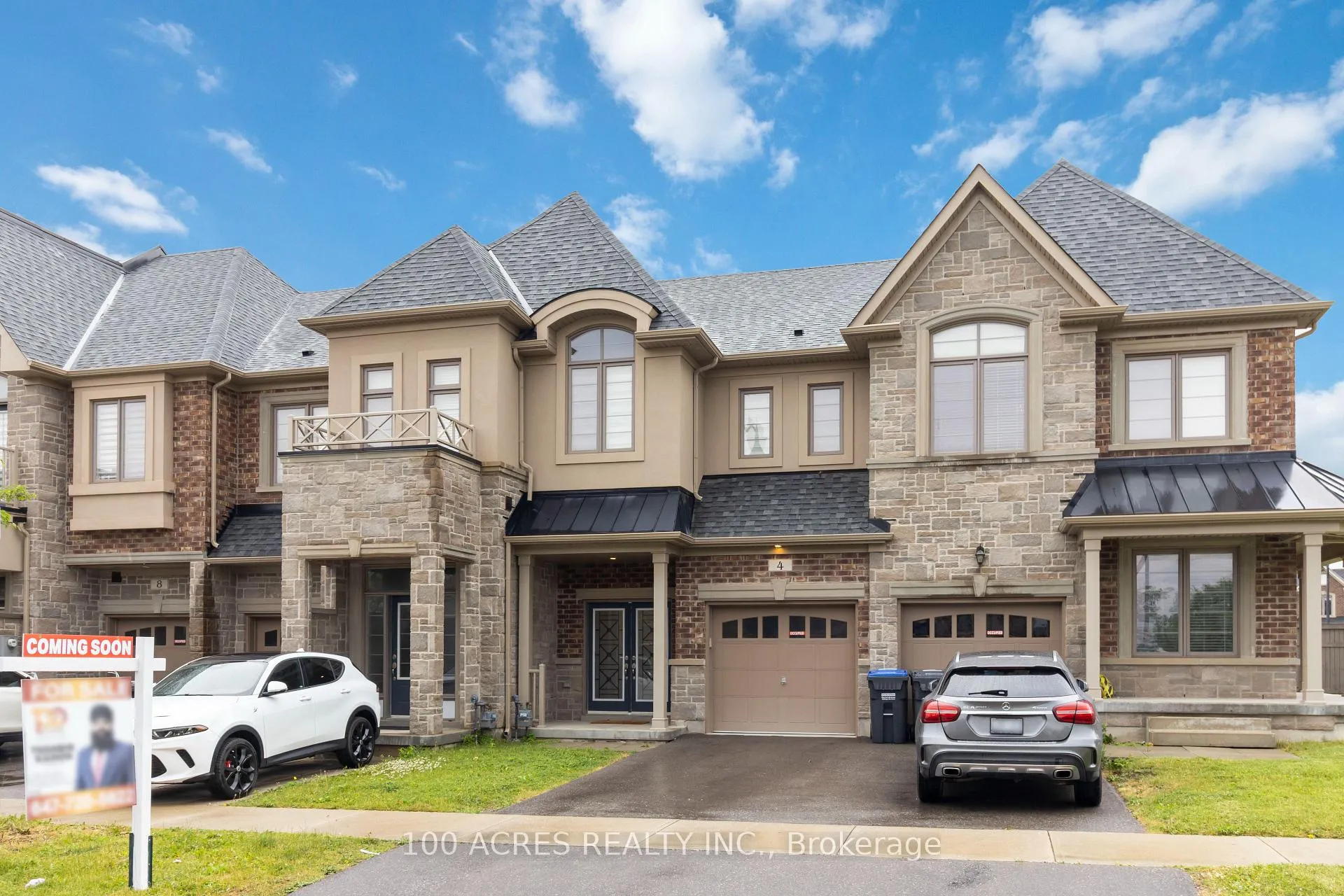 Photo 2 of 4 Dalbeattie Drive, Brampton, Bram West — HOMEH