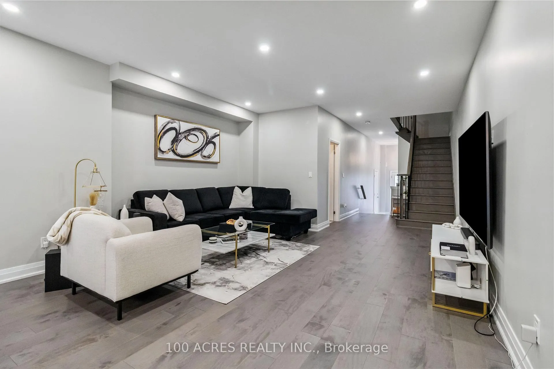 Photo 6 of 4 Dalbeattie Drive, Brampton, Bram West — HOMEH