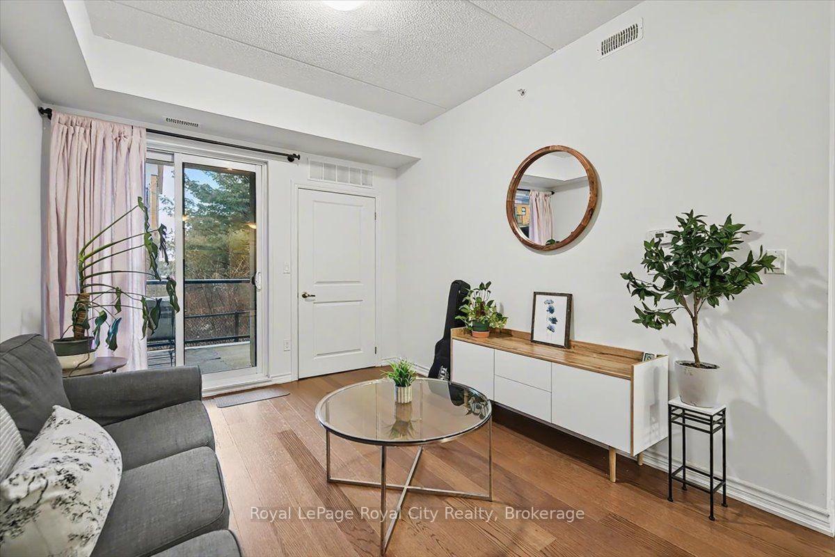 Photo 11 of Unit 120, 1284 Gordon Street, Guelph, Kortright East — HOMEH