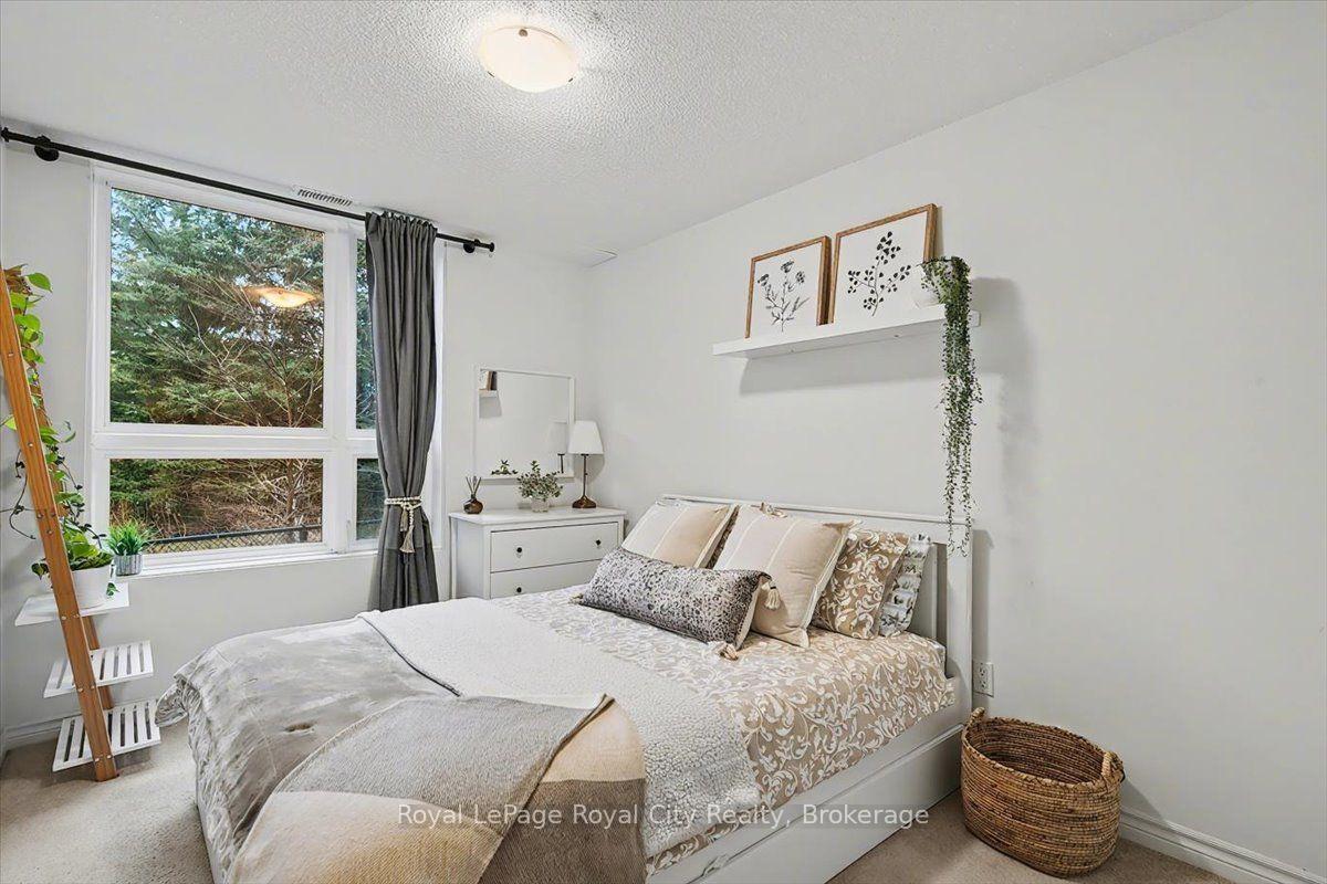 Photo 17 of Unit 120, 1284 Gordon Street, Guelph, Kortright East — HOMEH
