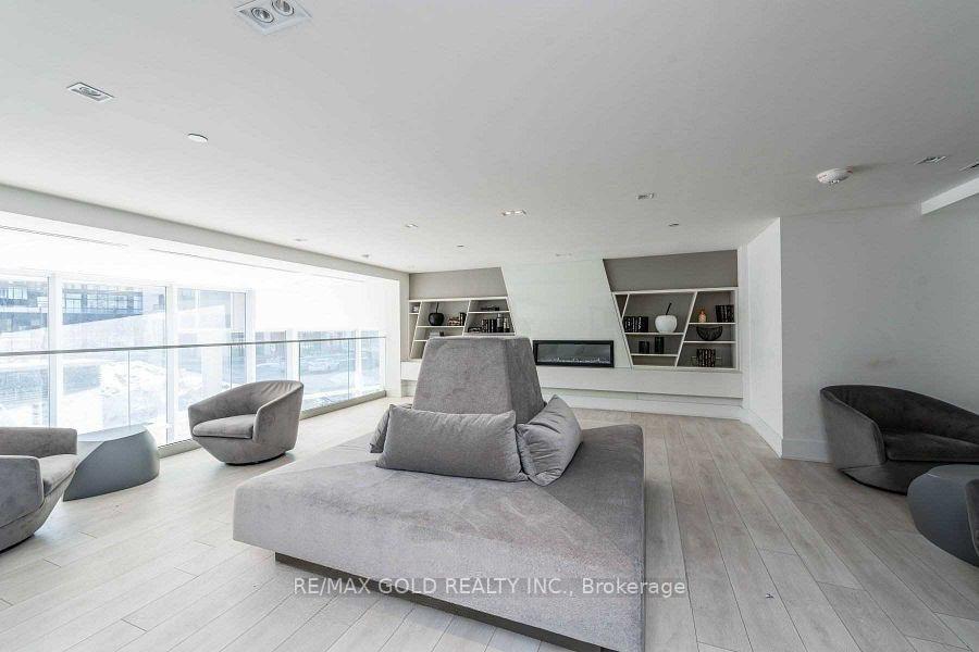 Photo 7 of Unit 1002, 2916 Highway 7 Road, Vaughan, Concord — HOMEH