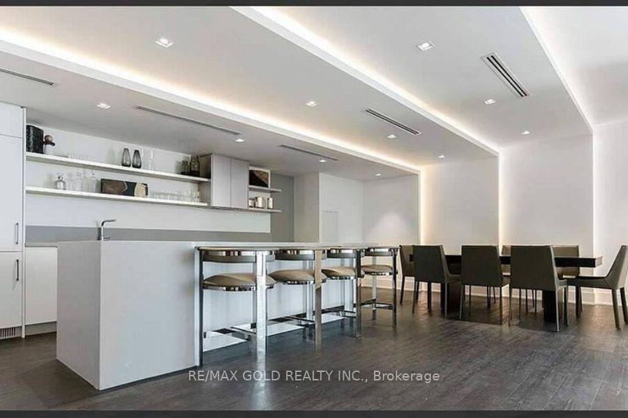 Photo 8 of Unit 1002, 2916 Highway 7 Road, Vaughan, Concord — HOMEH