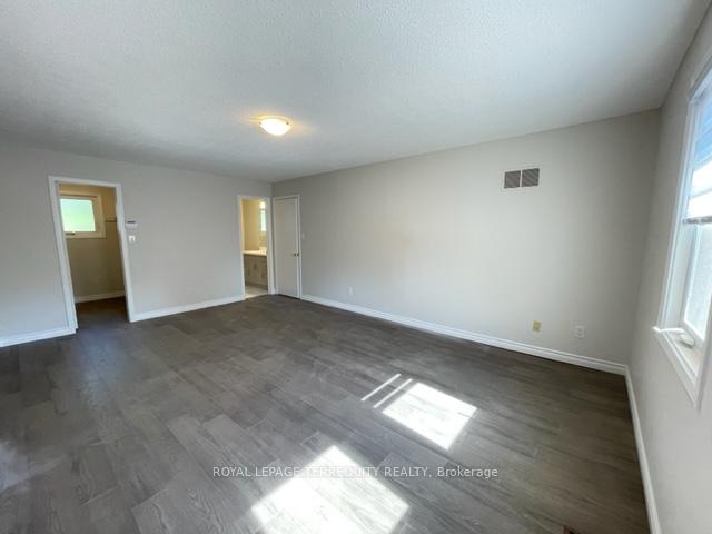 Photo 29 of 743 Fieldstone Road, Mississauga, Erindale — HOMEH