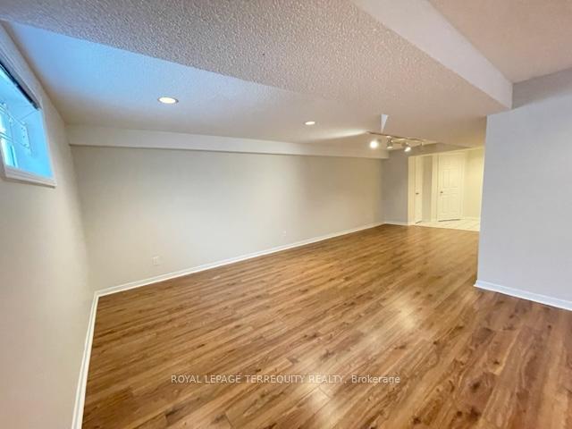 Photo 45 of 743 Fieldstone Road, Mississauga, Erindale — HOMEH