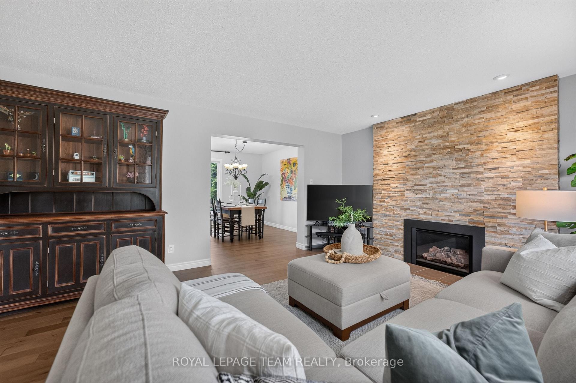 Photo 8 of 71 Chimo Drive, Ottawa, Kanata - Katimavik — HOMEH