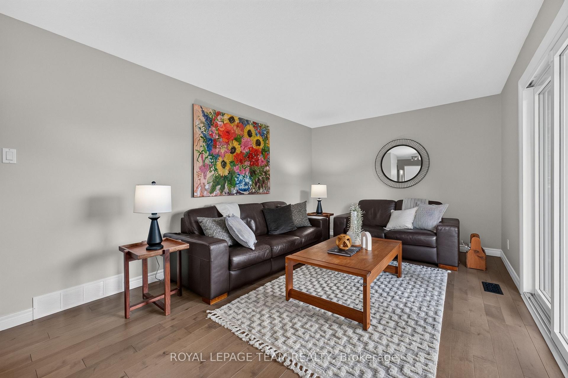 Photo 18 of 71 Chimo Drive, Ottawa, Kanata - Katimavik — HOMEH