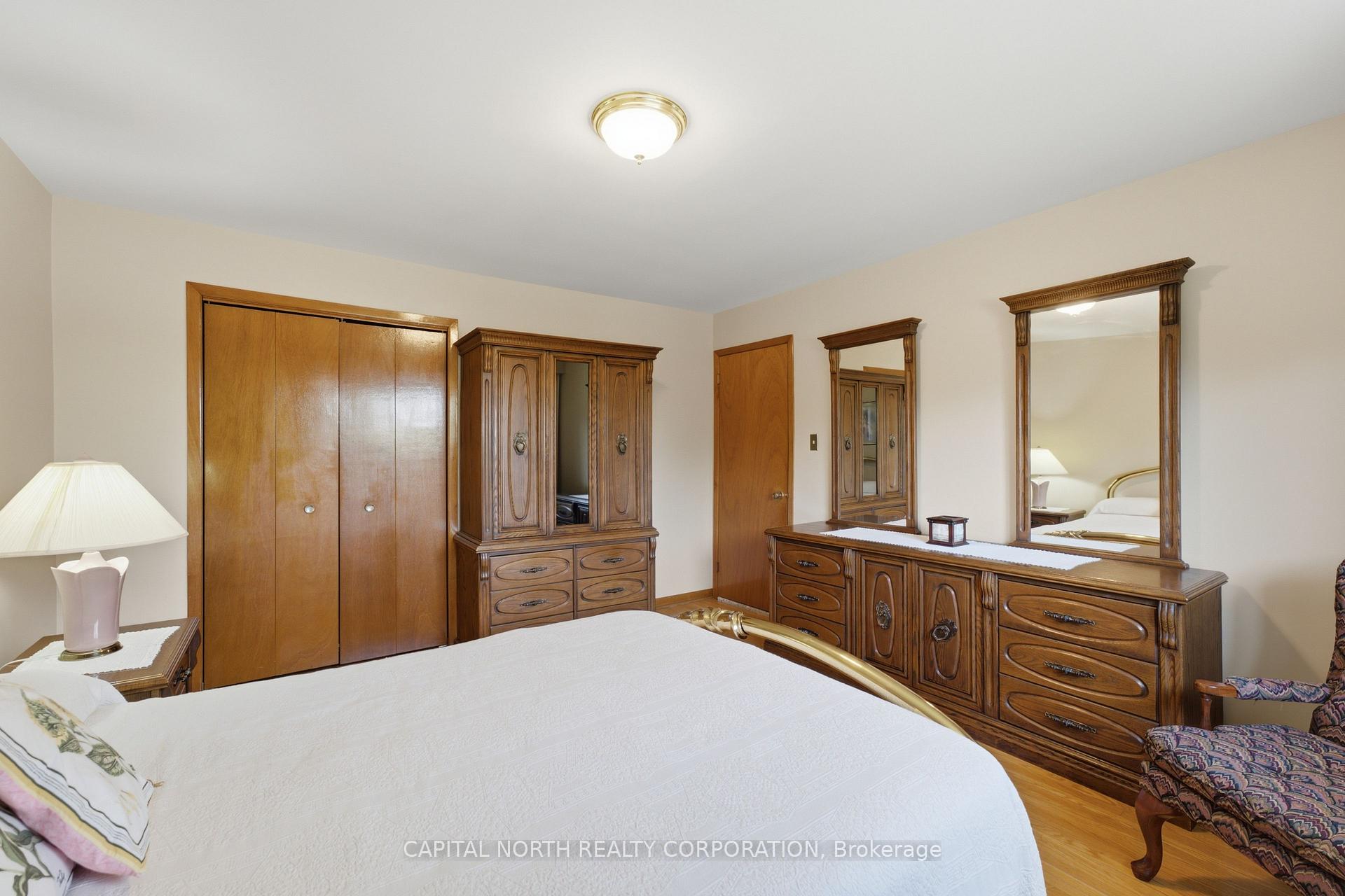 Photo 20 of 21 Maryhill Drive, Etobicoke, Mount Olive-Silverstone-Jamestown — HOMEH