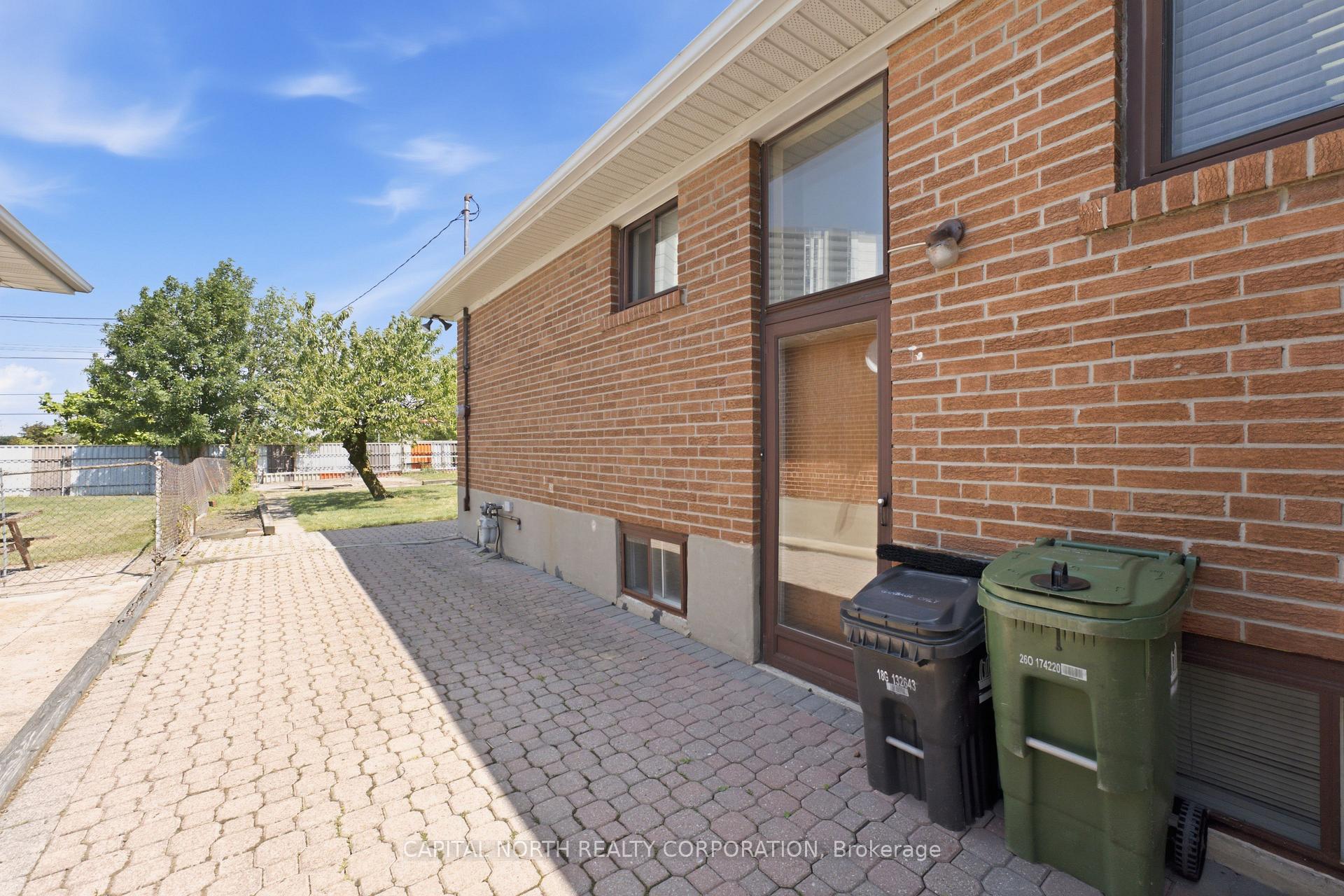 Photo 40 of 21 Maryhill Drive, Etobicoke, Mount Olive-Silverstone-Jamestown — HOMEH