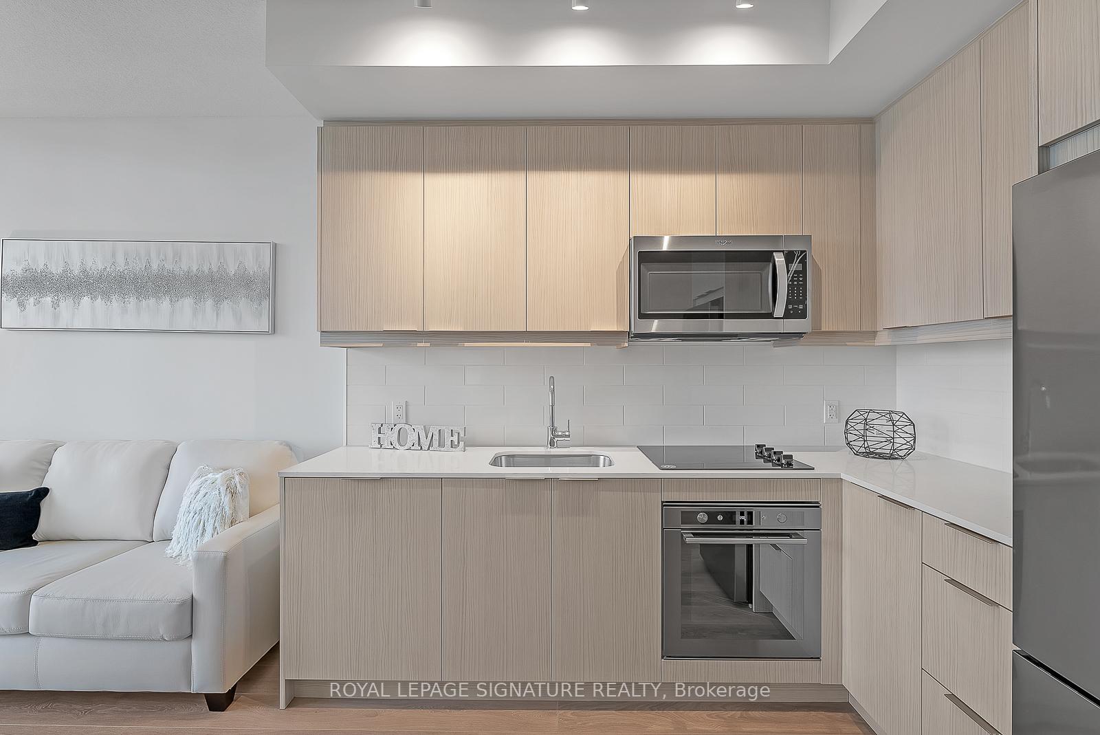 Photo 5 of Unit 722, 36 Forest Manor Road, North York, Henry Farm — HOMEH
