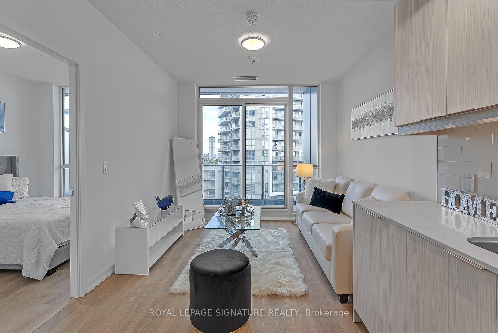 Photo 6 of Unit 722, 36 Forest Manor Road, North York, Henry Farm — HOMEH