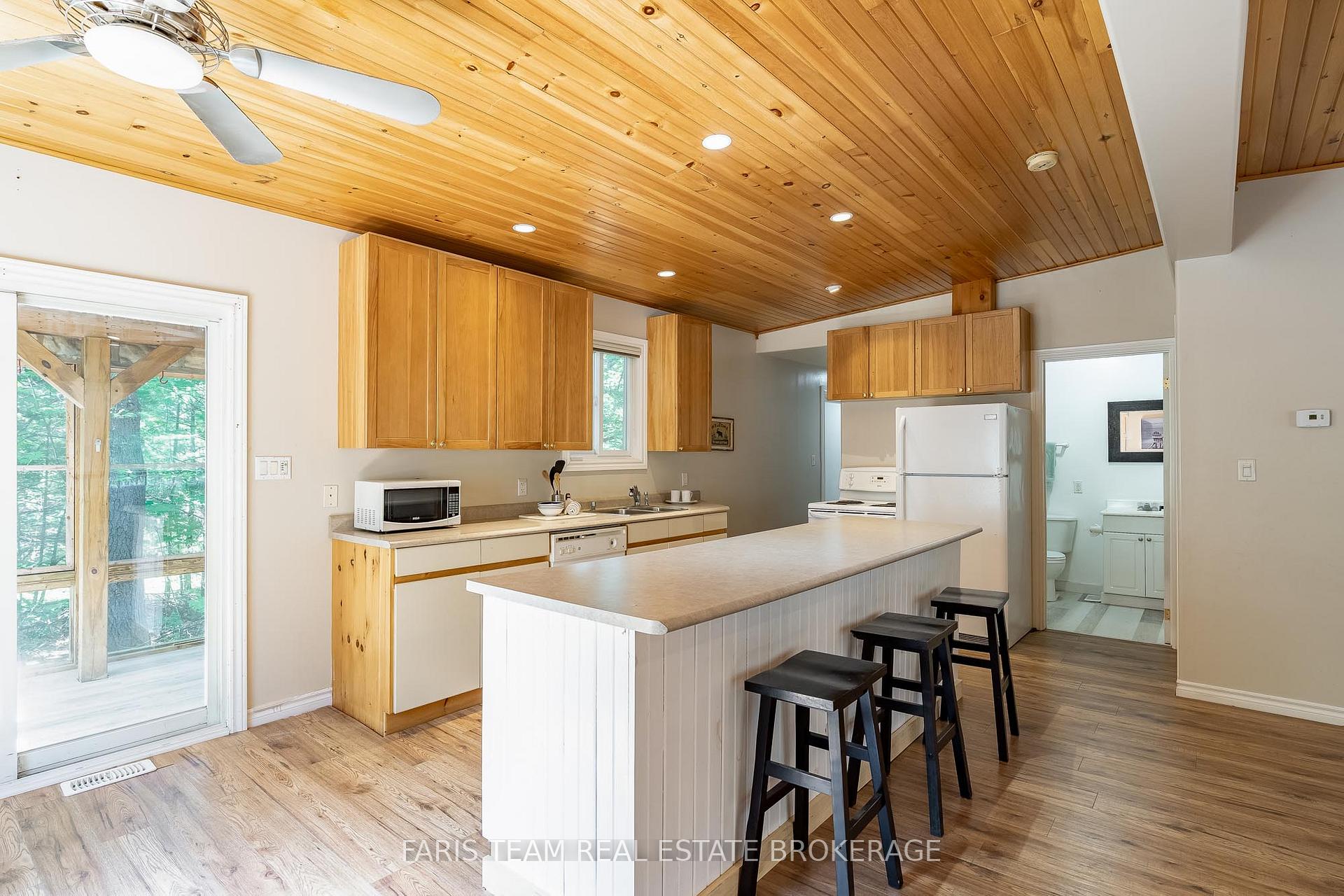 Photo 6 of 1226 Baseline Road, Gravenhurst, Morrison — HOMEH