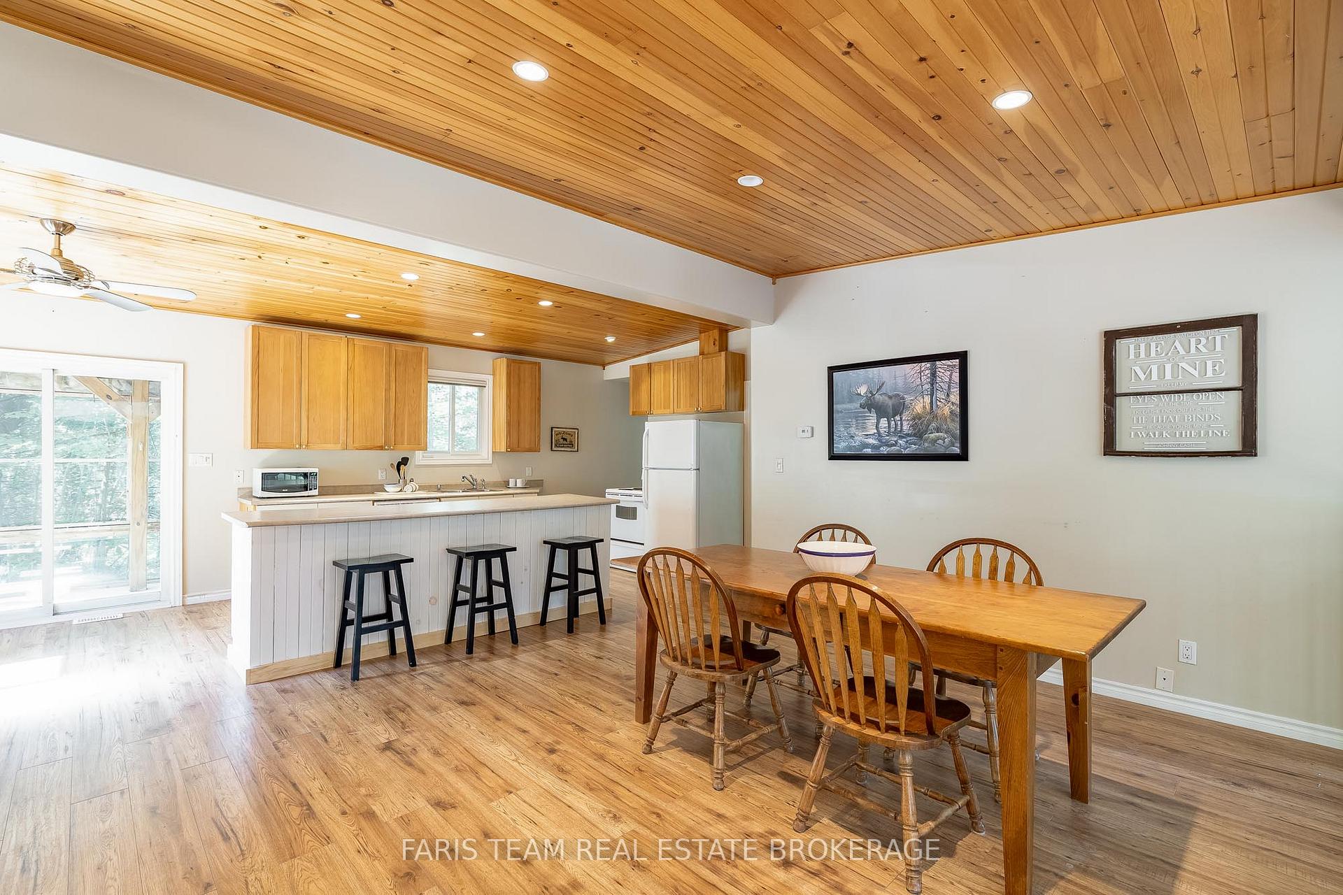 Photo 12 of 1226 Baseline Road, Gravenhurst, Morrison — HOMEH