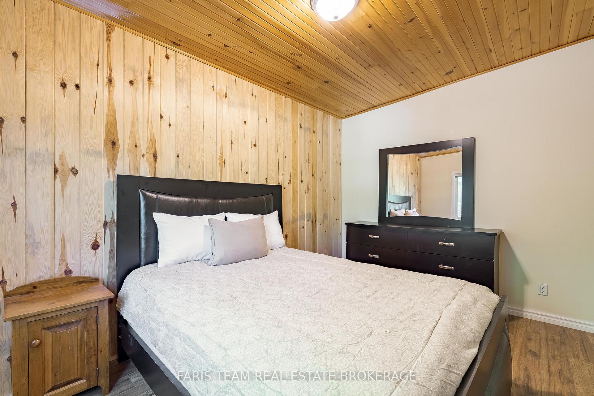 Photo 18 of 1226 Baseline Road, Gravenhurst, Morrison — HOMEH