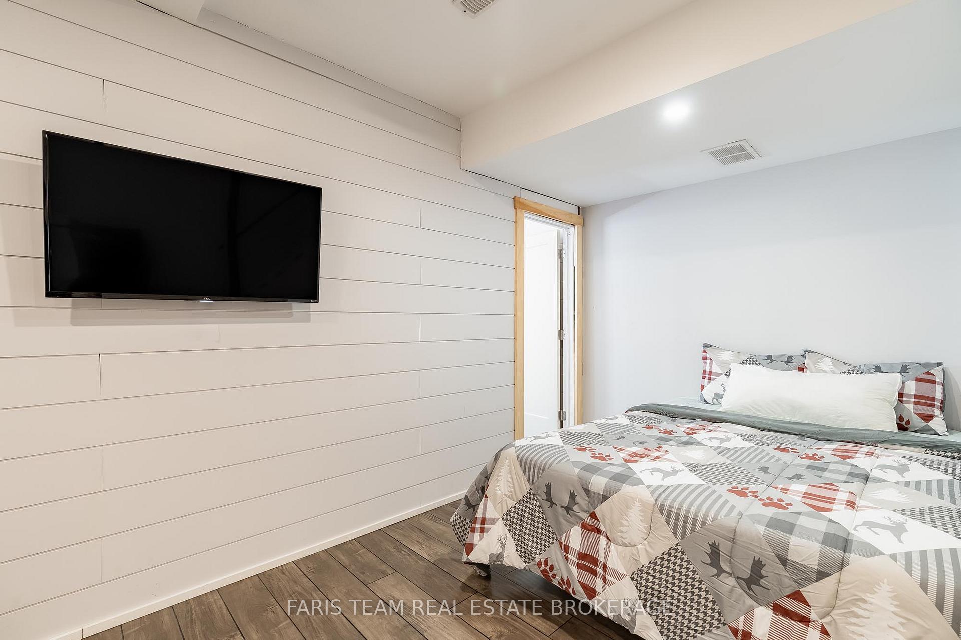 Photo 26 of 1226 Baseline Road, Gravenhurst, Morrison — HOMEH