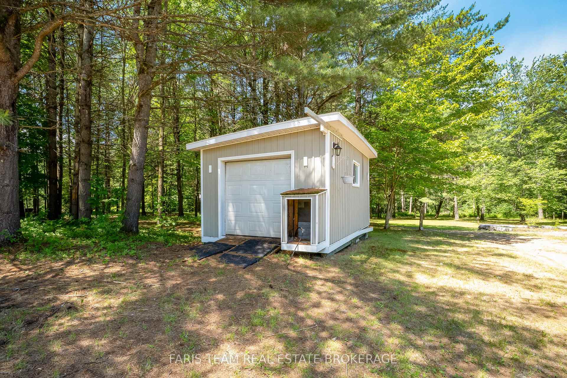 Photo 35 of 1226 Baseline Road, Gravenhurst, Morrison — HOMEH