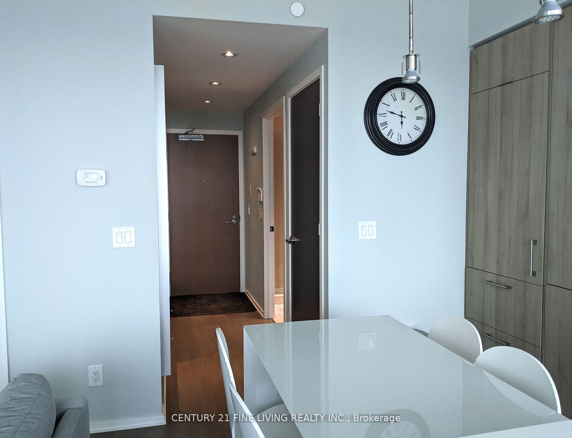 Photo 9 of Unit 2002, 1 Bloor Street E, Toronto, Church-Yonge Corridor — HOMEH