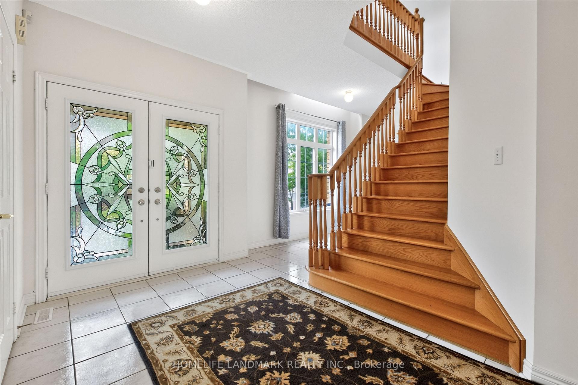 Photo 4 of 218 Ridgecrest Road, Markham, Berczy — HOMEH