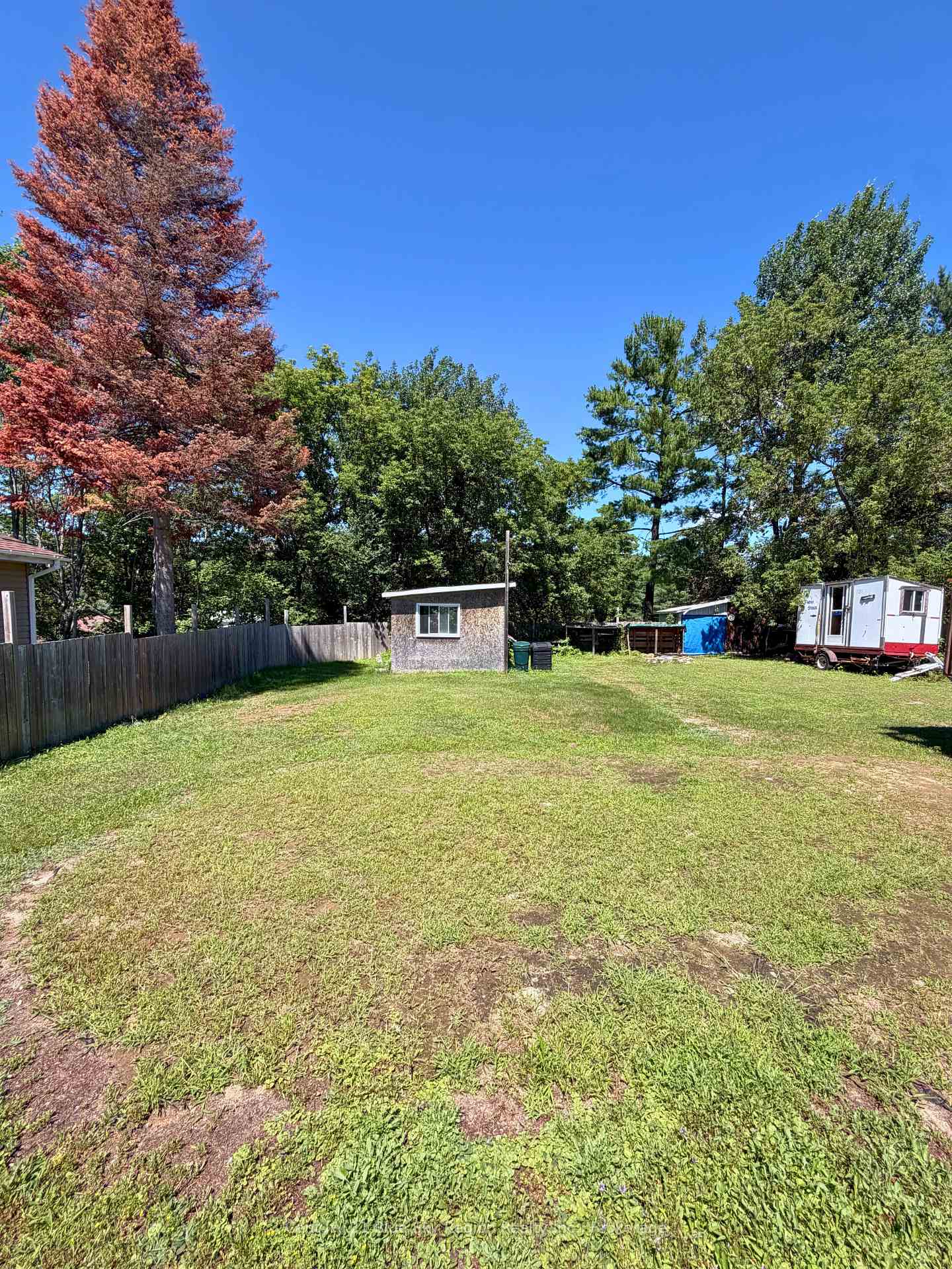 Photo 34 of 940 Lily Street, Mattawa — HOMEH