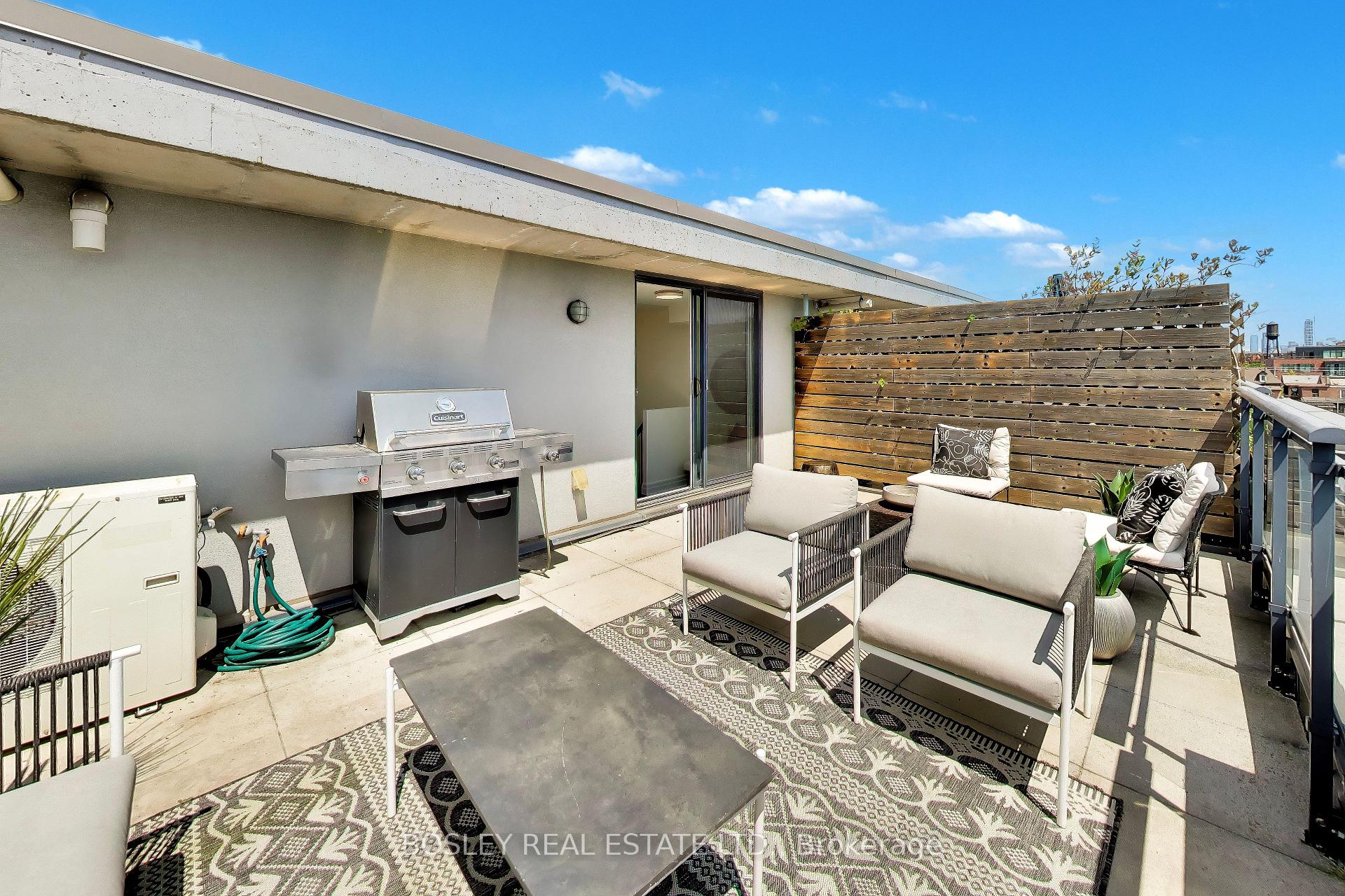 Photo 28 of Unit 803, 57 Macaulay Avenue, Toronto, Dovercourt-Wallace Emerson-Junction — HOMEH