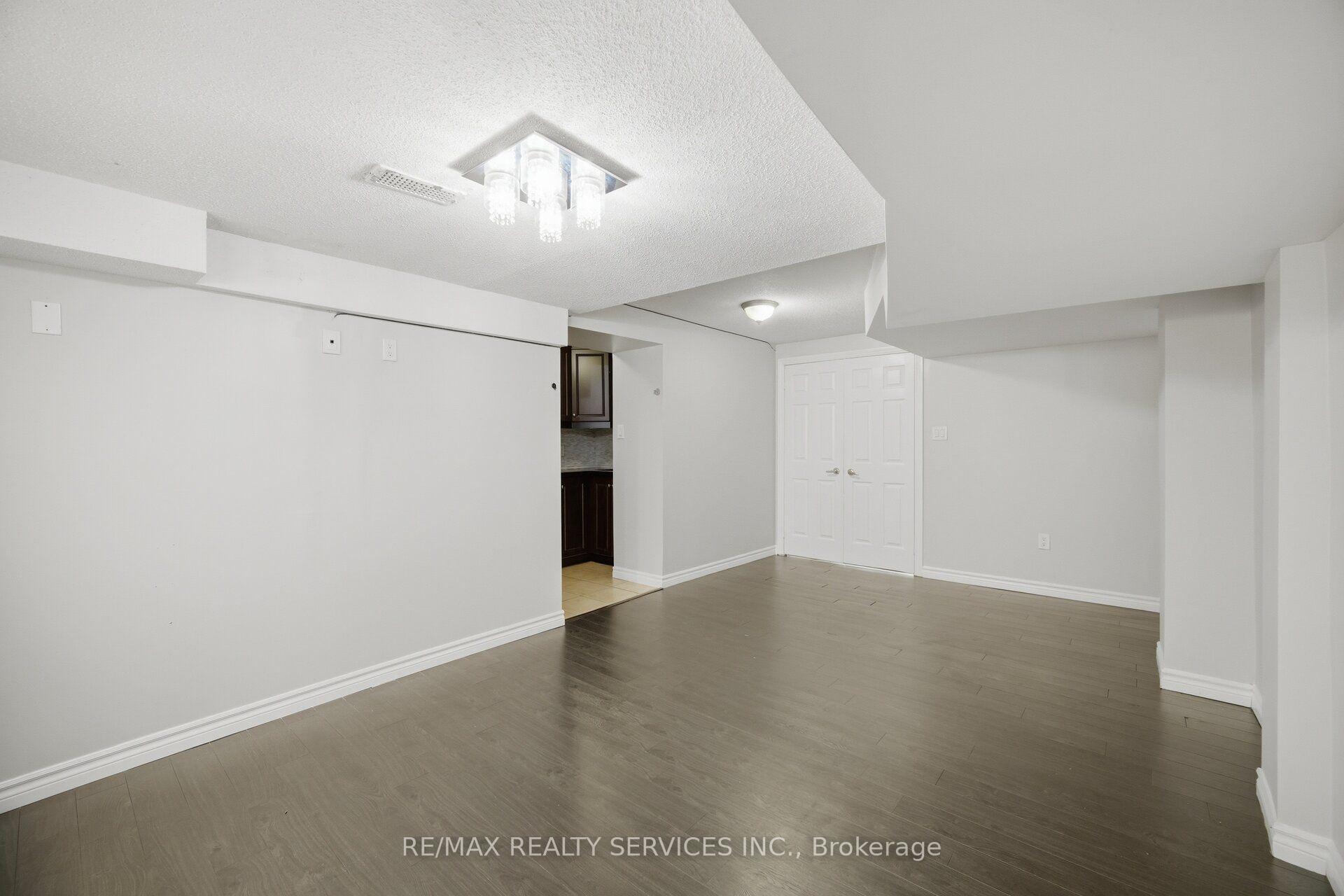 Photo 36 of 35 Stoneylake Avenue, Brampton, Madoc — HOMEH
