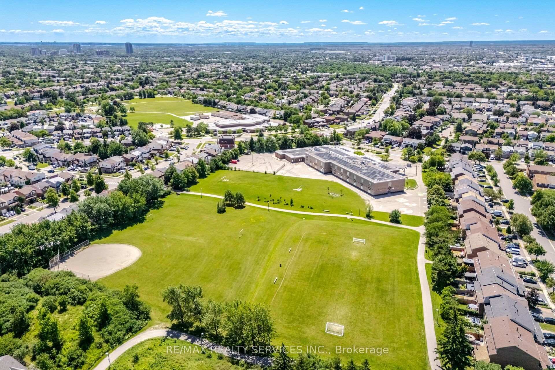 Photo 51 of 35 Stoneylake Avenue, Brampton, Madoc — HOMEH