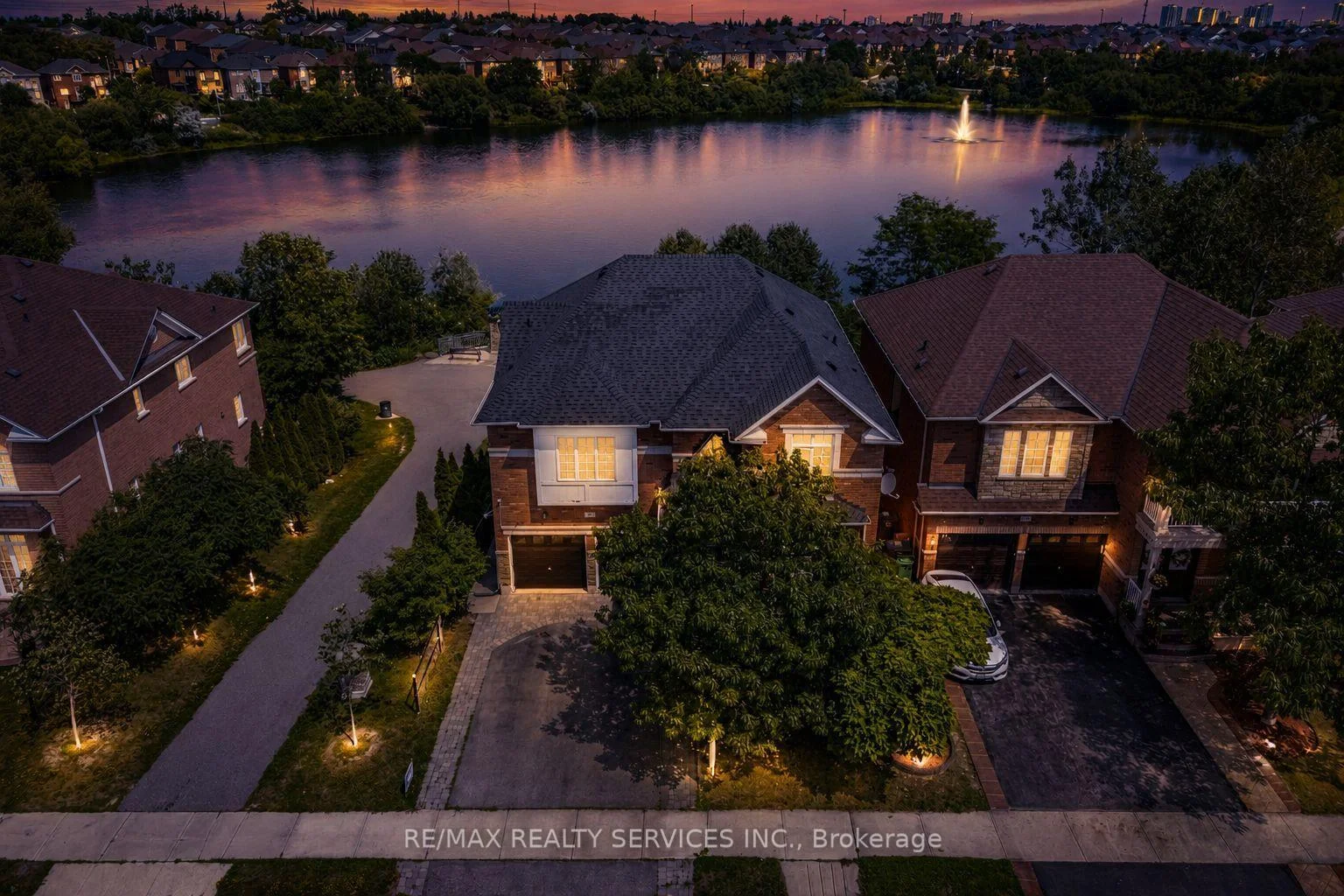 Photo 1 of 35 Stoneylake Avenue, Brampton, Madoc — HOMEH