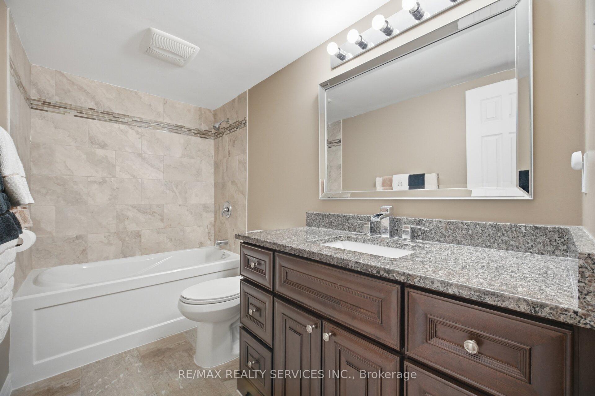 Photo 25 of 15 Ferndale Crescent, Brampton, Brampton East — HOMEH