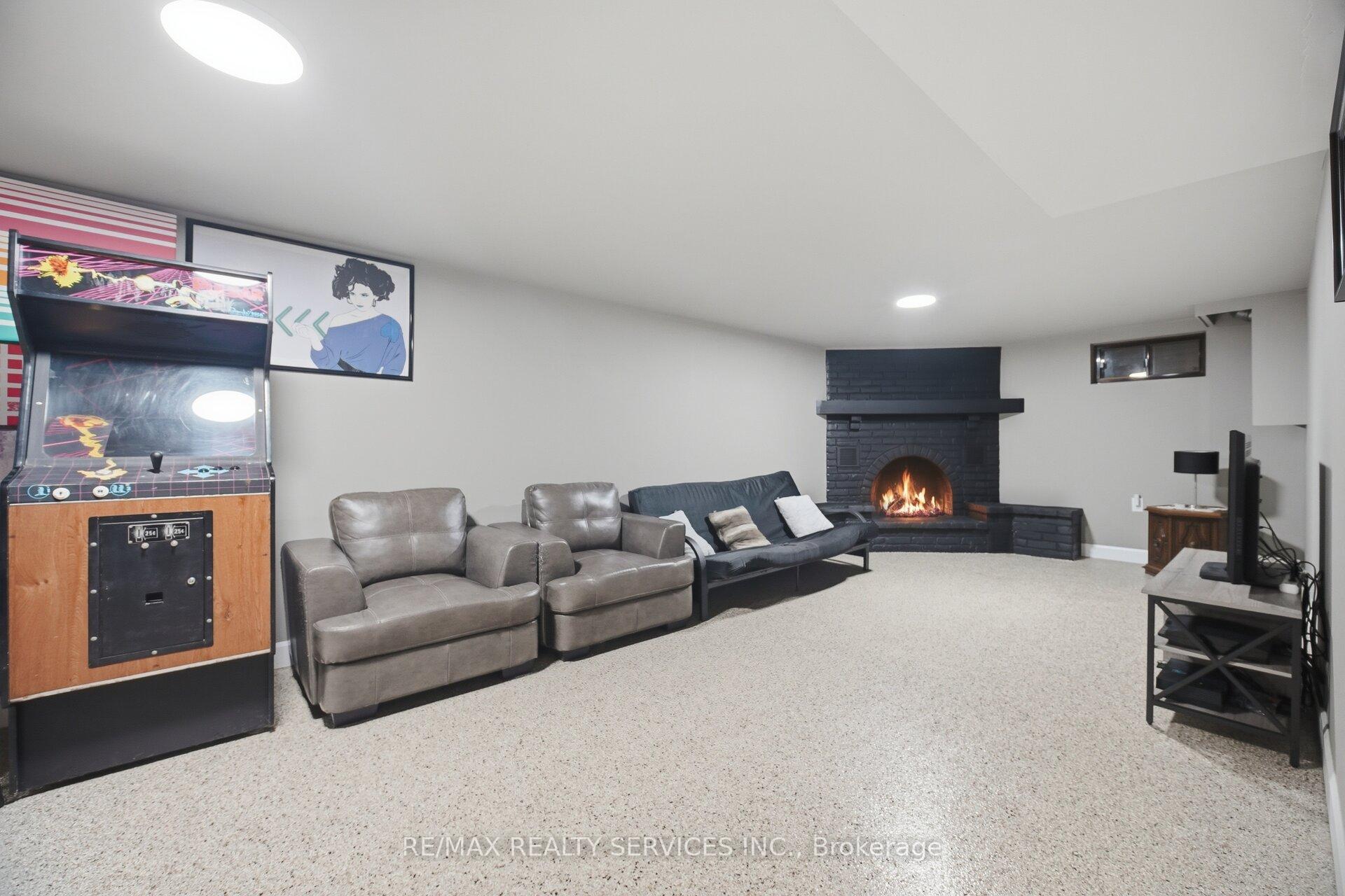 Photo 29 of 15 Ferndale Crescent, Brampton, Brampton East — HOMEH