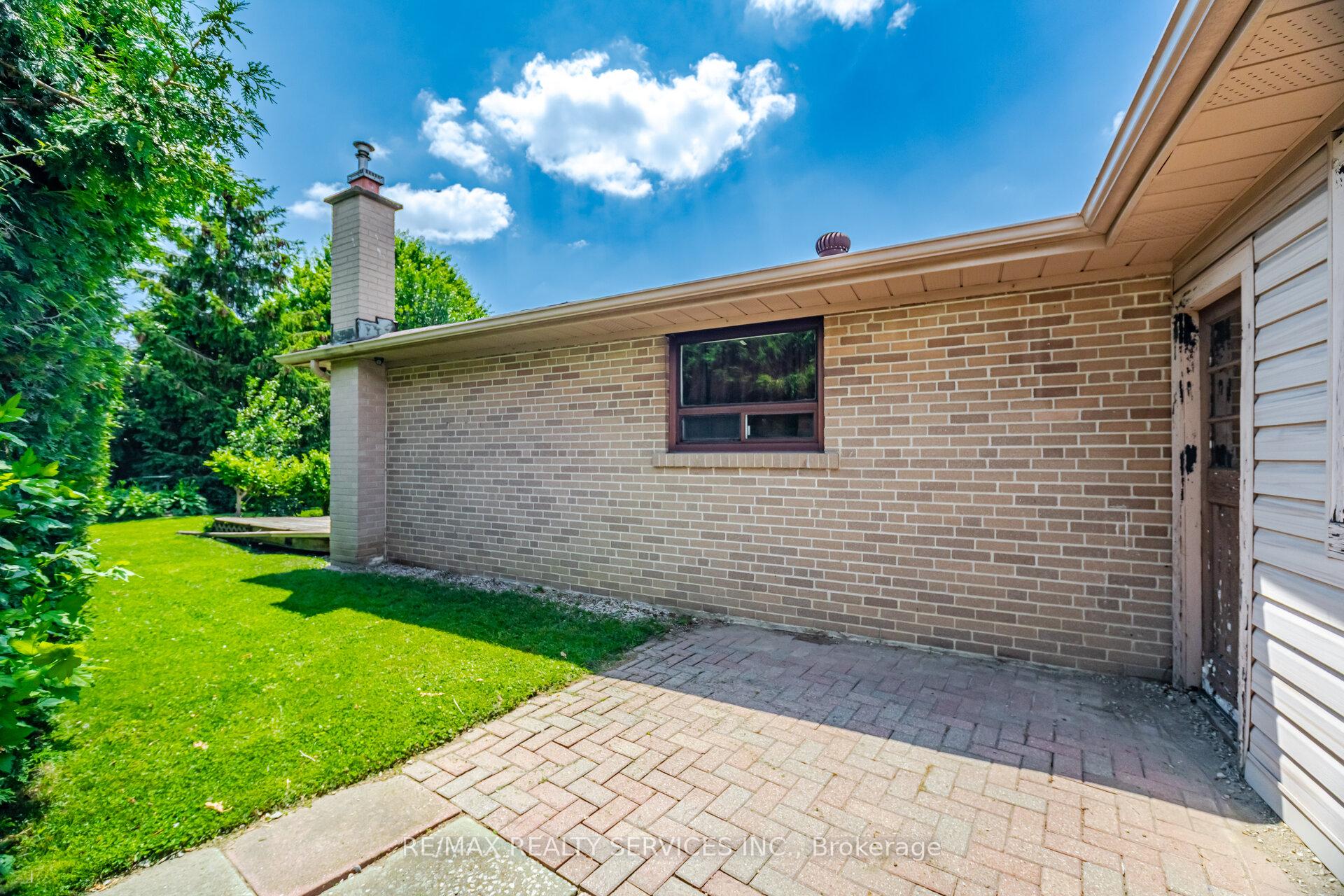 Photo 34 of 15 Ferndale Crescent, Brampton, Brampton East — HOMEH