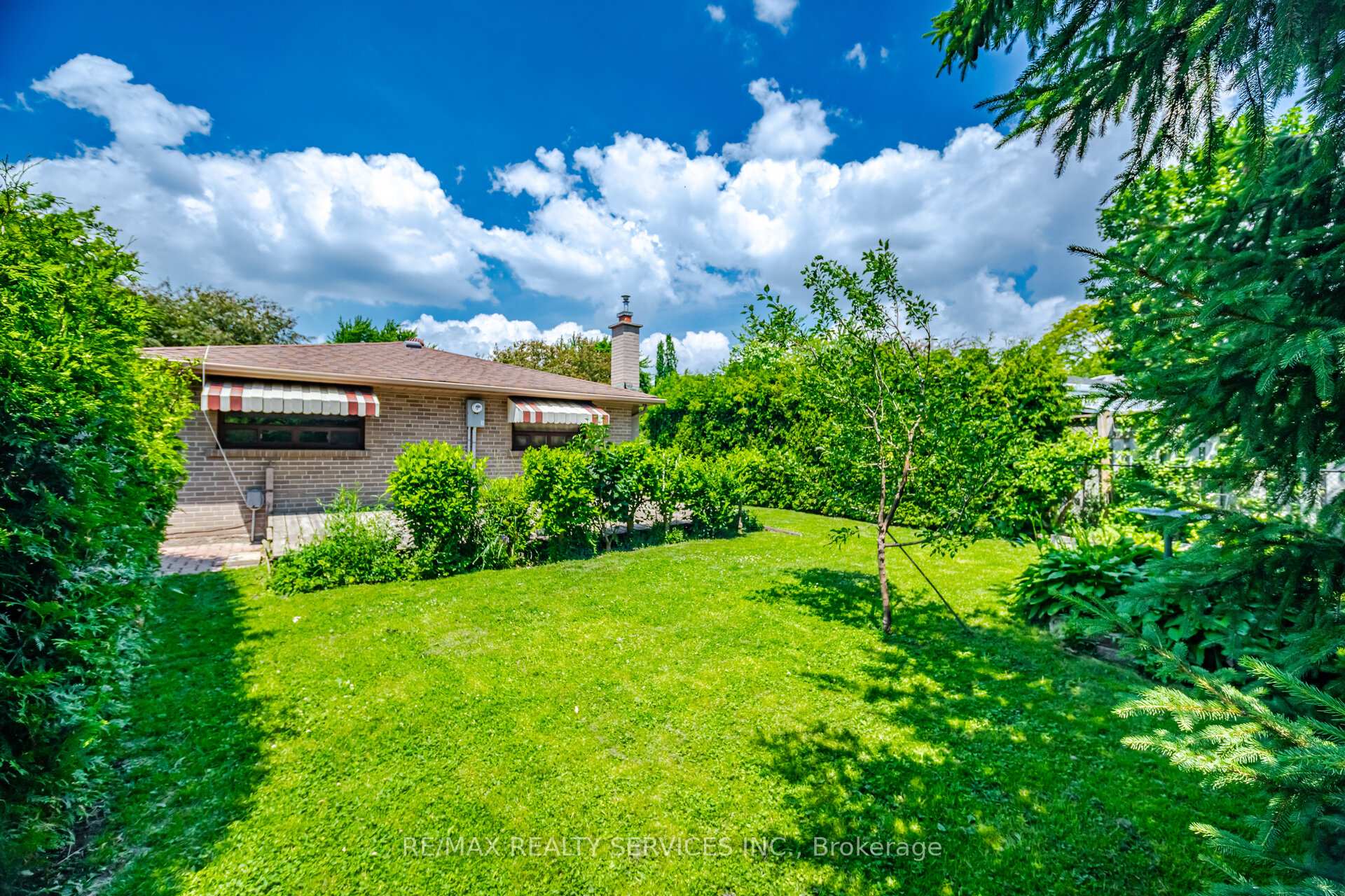 Photo 40 of 15 Ferndale Crescent, Brampton, Brampton East — HOMEH