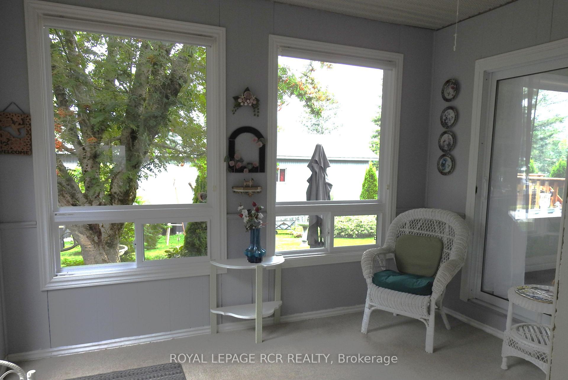 Photo 10 of 8 Claremont Crescent, Oro-Medonte, Rural Oro-Medonte — HOMEH
