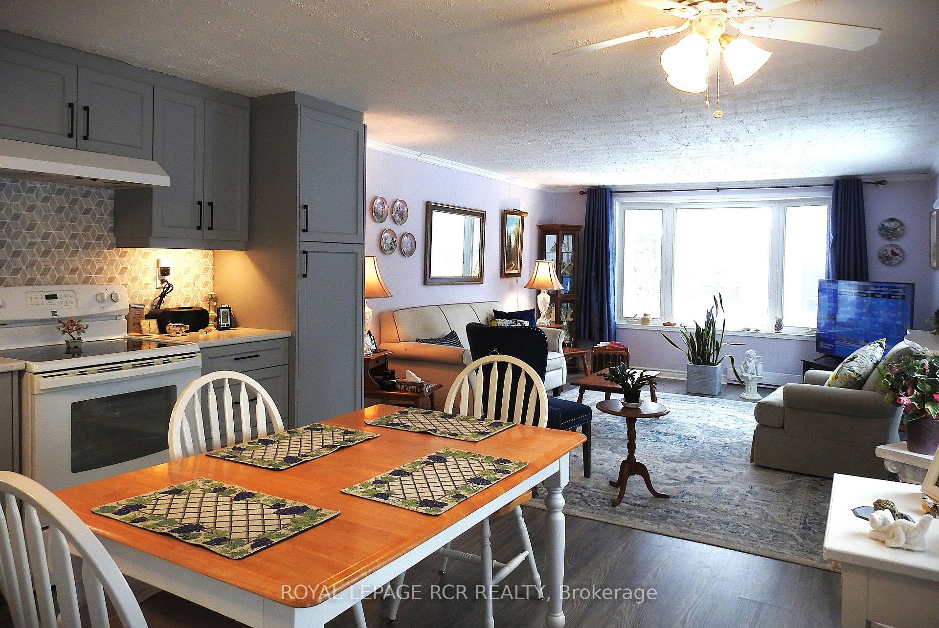 Photo 17 of 8 Claremont Crescent, Oro-Medonte, Rural Oro-Medonte — HOMEH