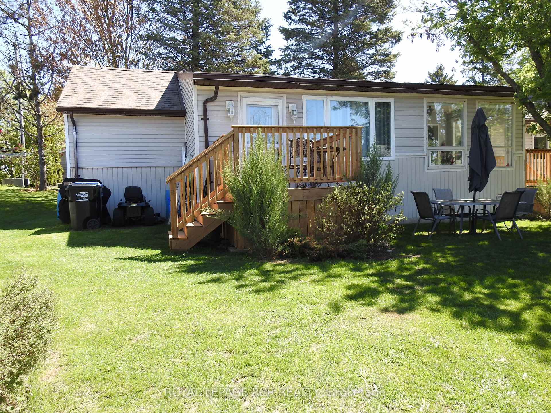 Photo 46 of 8 Claremont Crescent, Oro-Medonte, Rural Oro-Medonte — HOMEH