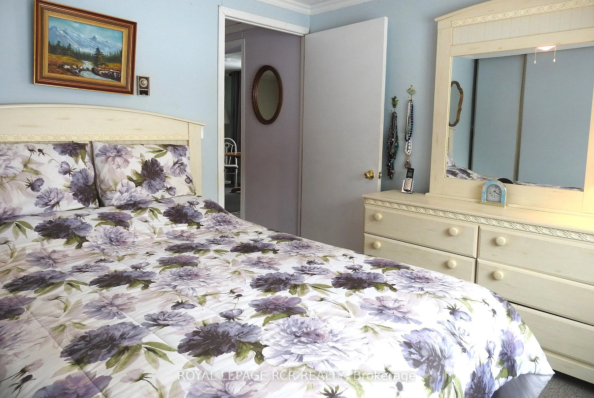 Photo 26 of 8 Claremont Crescent, Oro-Medonte, Rural Oro-Medonte — HOMEH