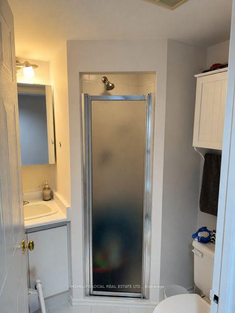 Photo 12 of Unit #1402, 3 Hickory Tree Road, North York, Weston — HOMEH