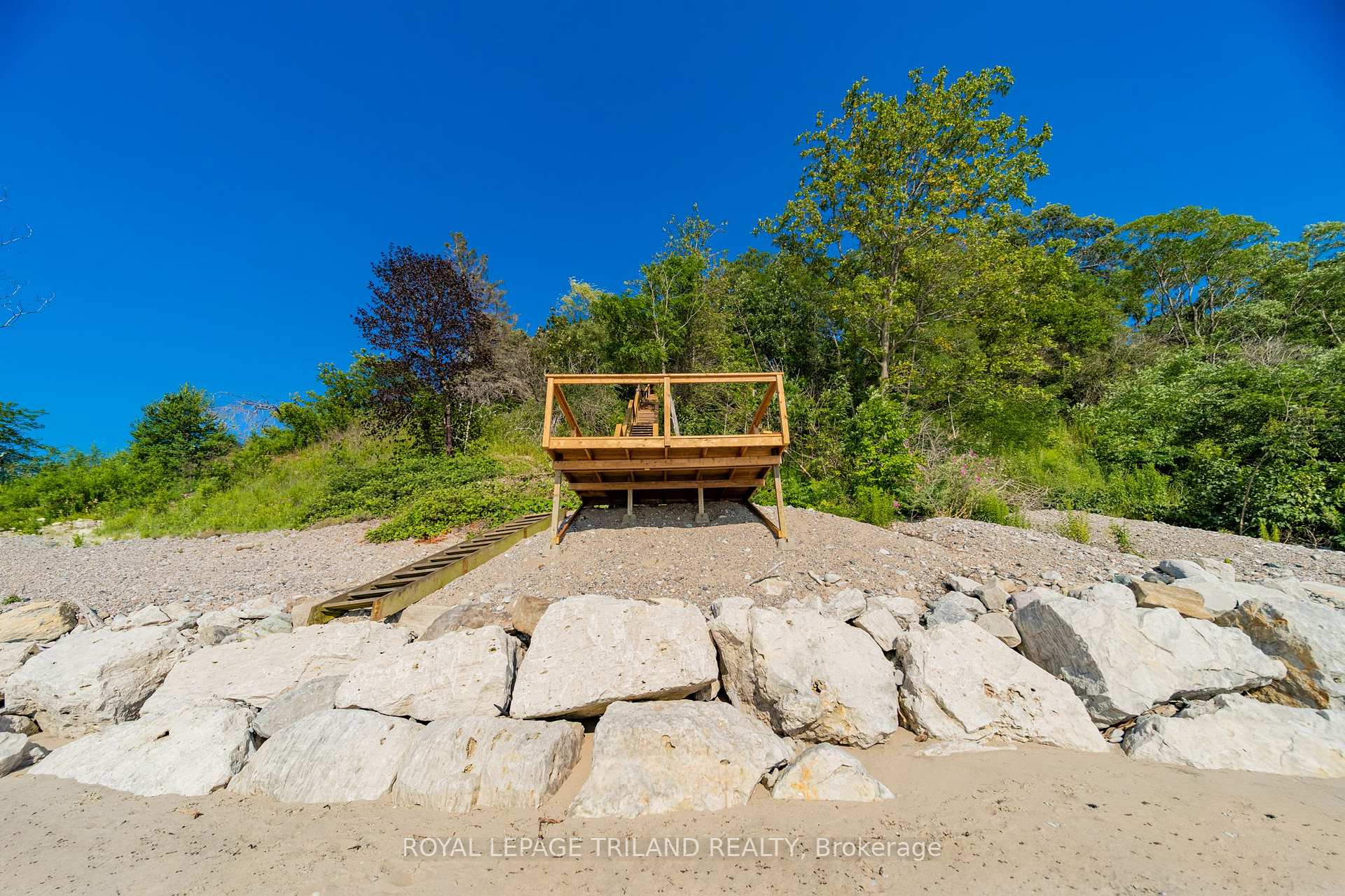 Photo 10 of 72443 Bluewater Highway, Bluewater, Hay — HOMEH