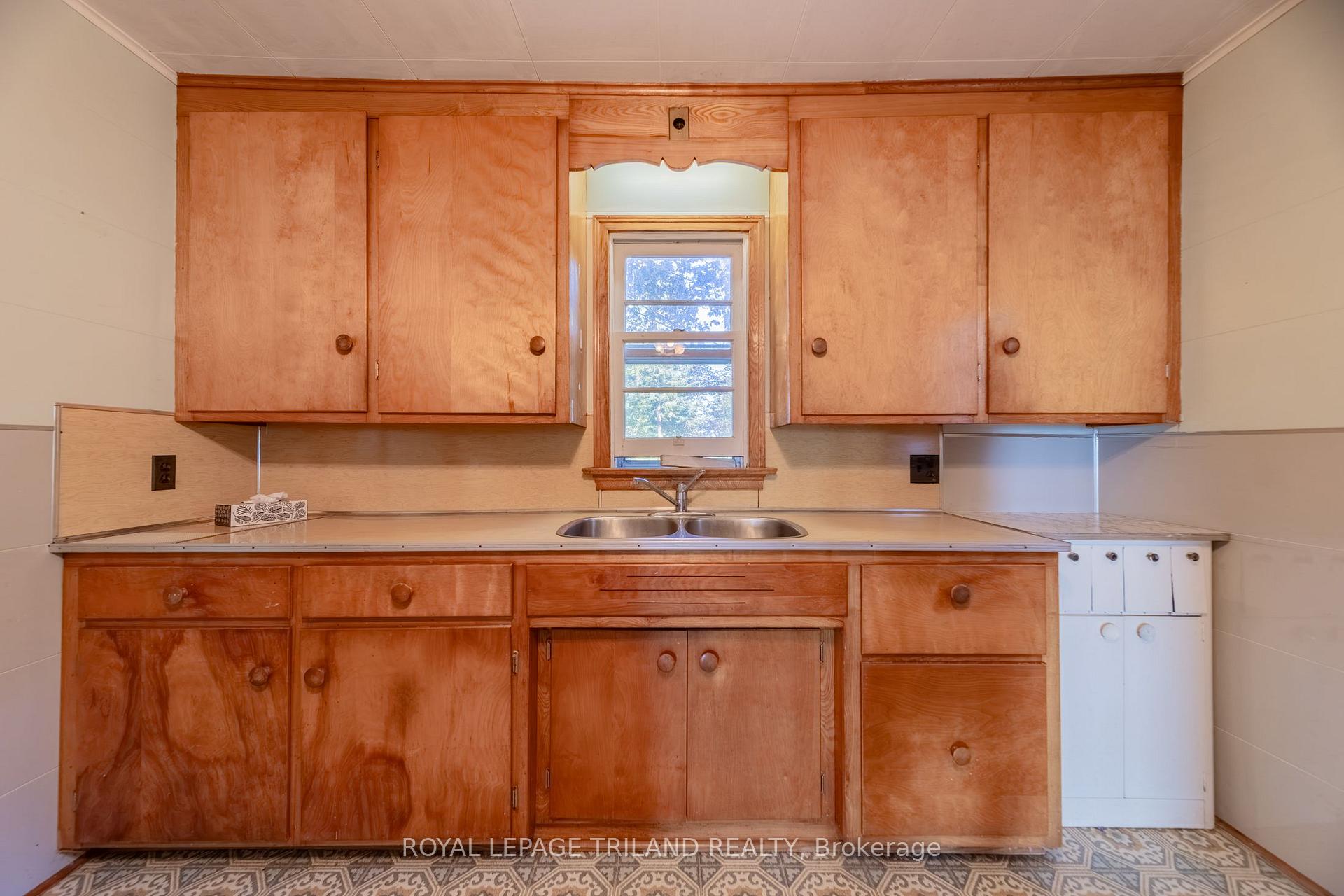 Photo 20 of 72443 Bluewater Highway, Bluewater, Hay — HOMEH