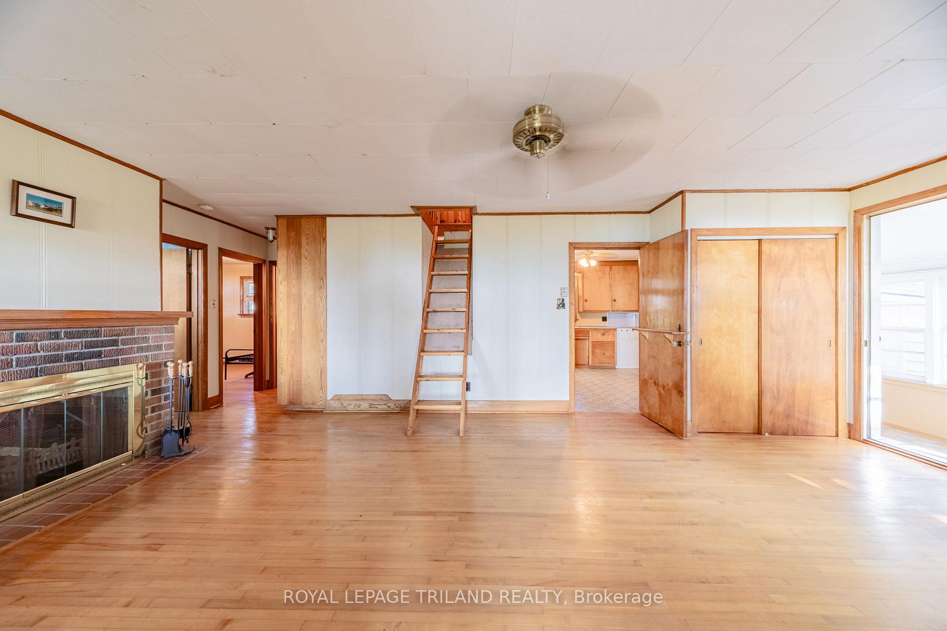 Photo 24 of 72443 Bluewater Highway, Bluewater, Hay — HOMEH