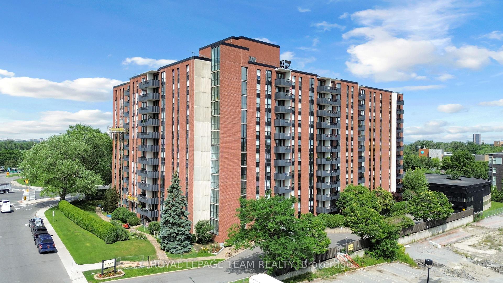 Photo 1 of Unit 306, 2951 Riverside Drive, Ottawa, Mooneys Bay/Riverside Park — HOMEH