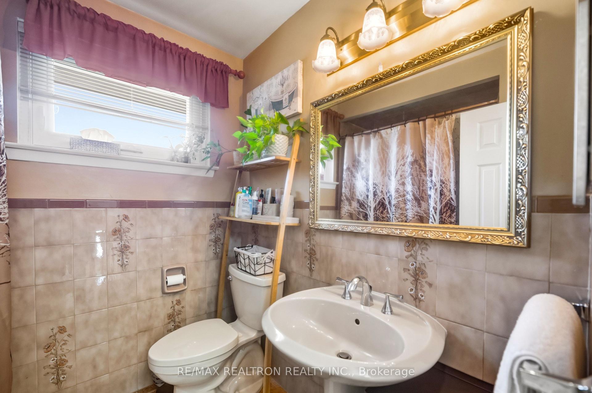 Photo 16 of 62 Wilton Drive, Brampton, Brampton East — HOMEH