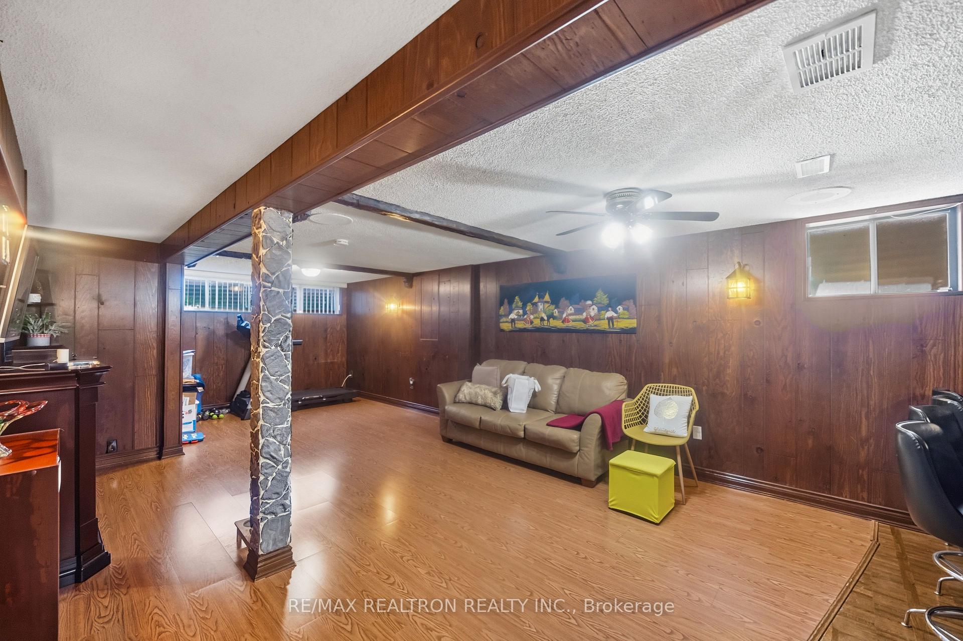 Photo 18 of 62 Wilton Drive, Brampton, Brampton East — HOMEH