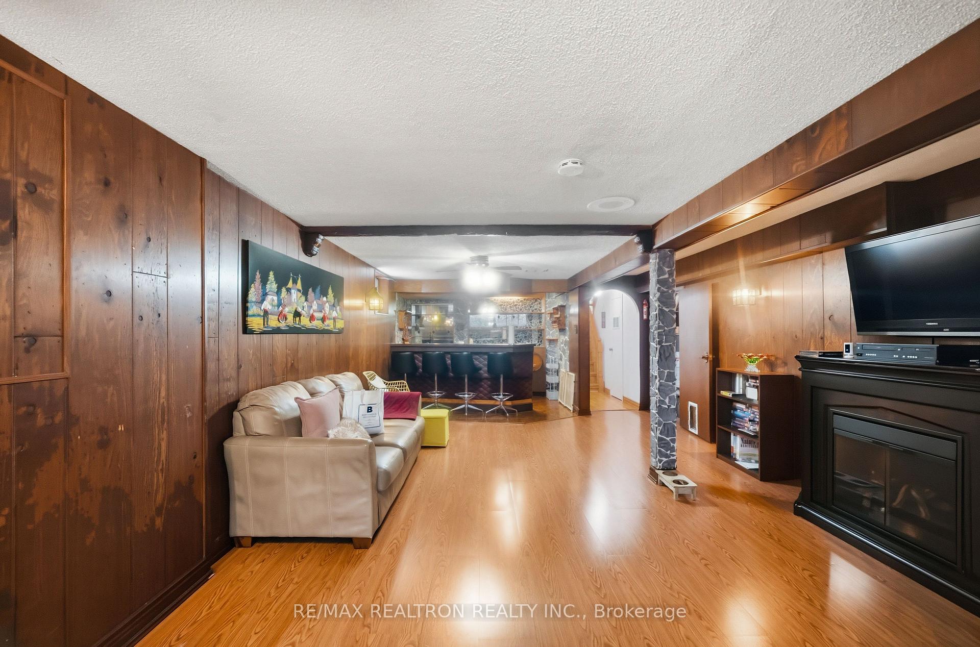 Photo 19 of 62 Wilton Drive, Brampton, Brampton East — HOMEH
