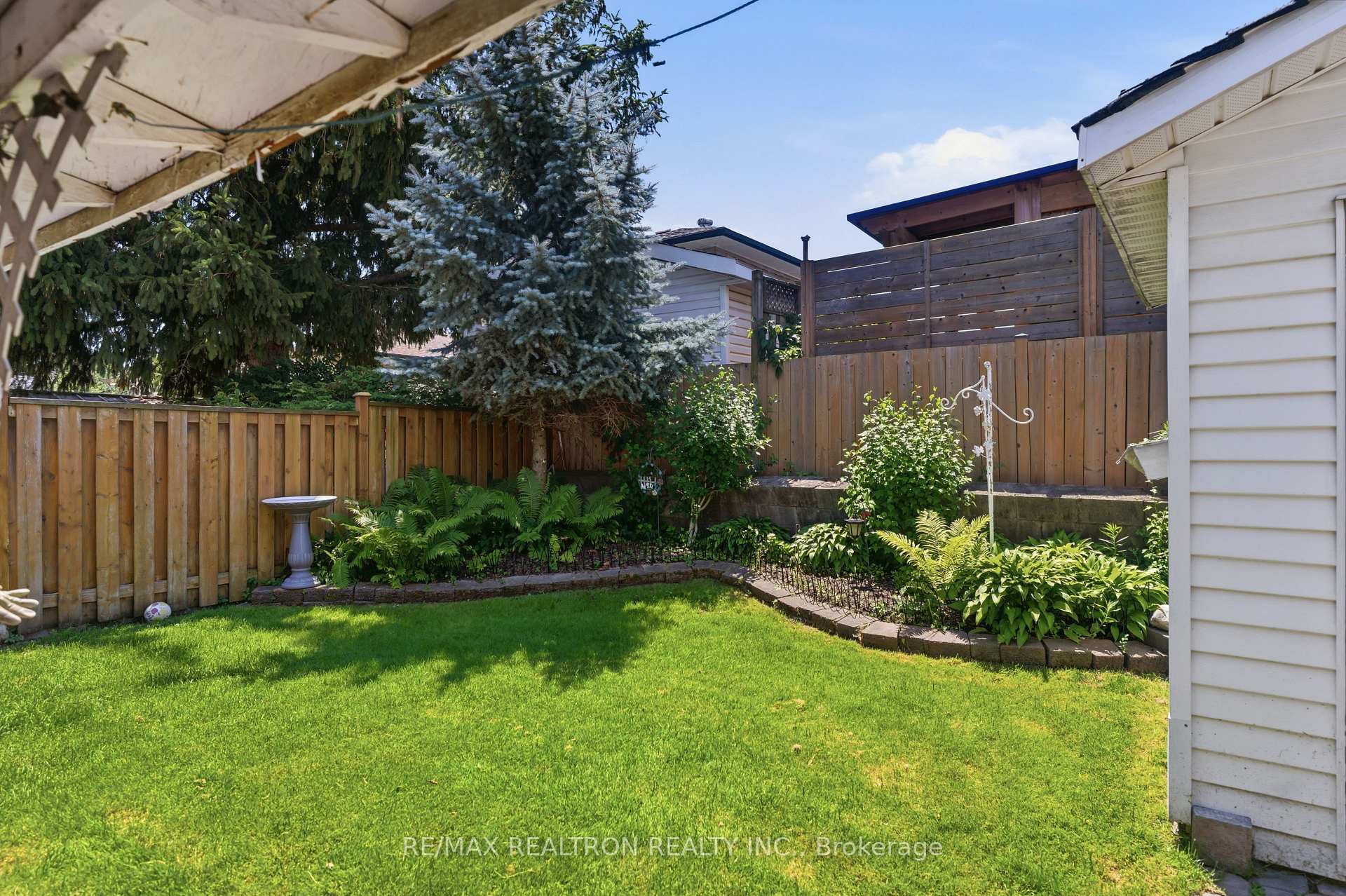 Photo 22 of 62 Wilton Drive, Brampton, Brampton East — HOMEH