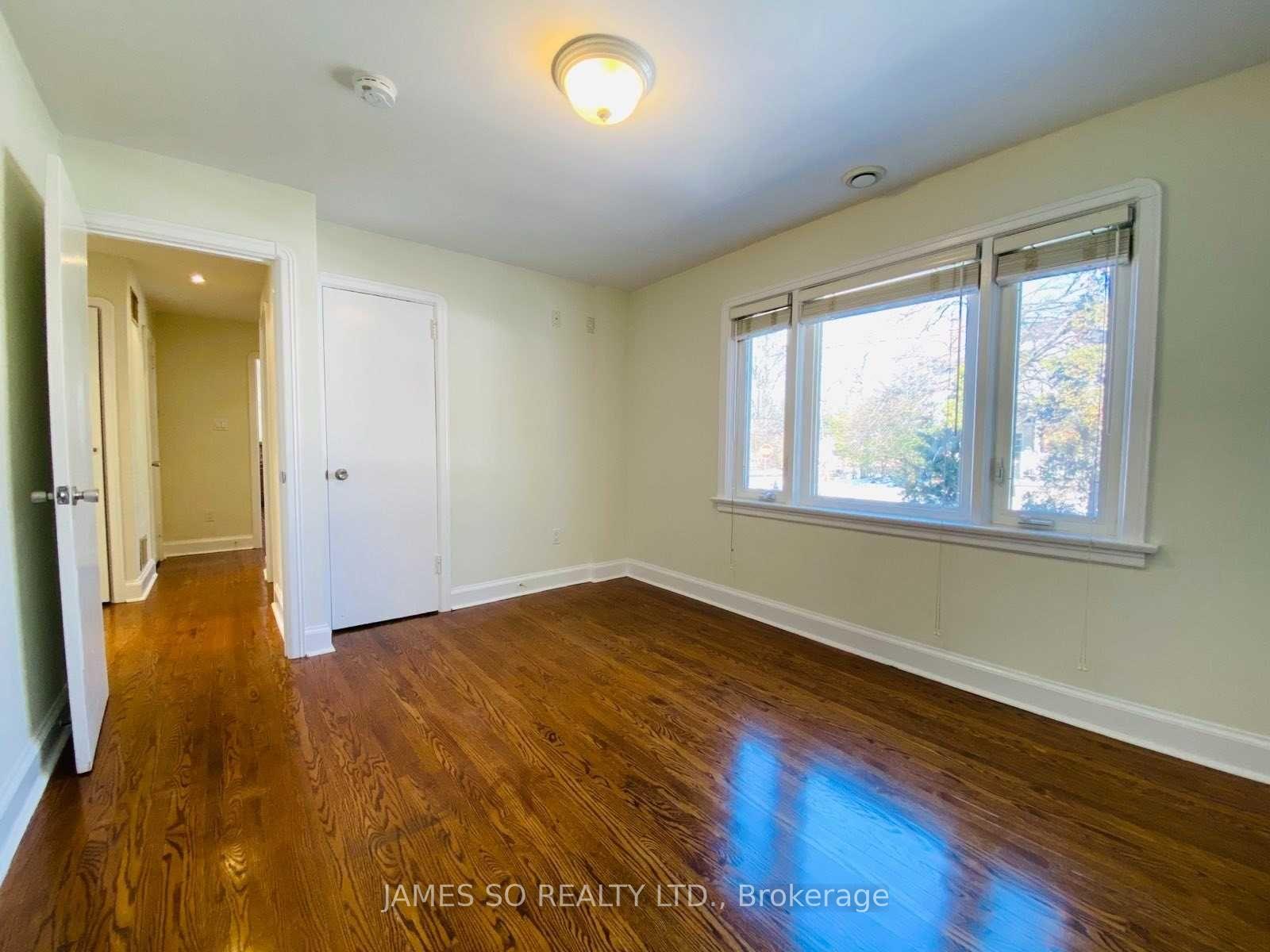 Photo 13 of 631 O'Connor Drive, Toronto, East York — HOMEH