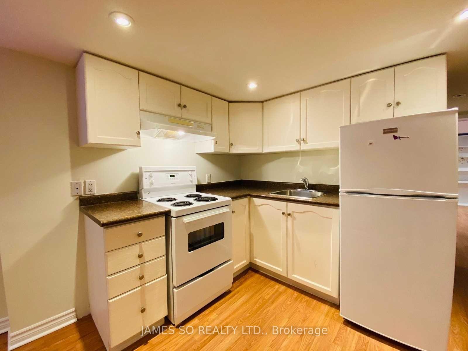 Photo 25 of 631 O'Connor Drive, Toronto, East York — HOMEH