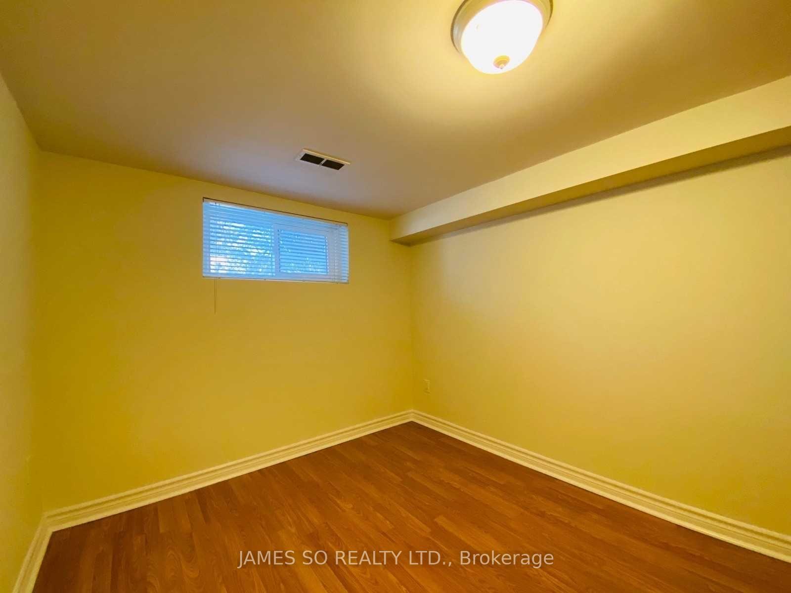 Photo 27 of 631 O'Connor Drive, Toronto, East York — HOMEH